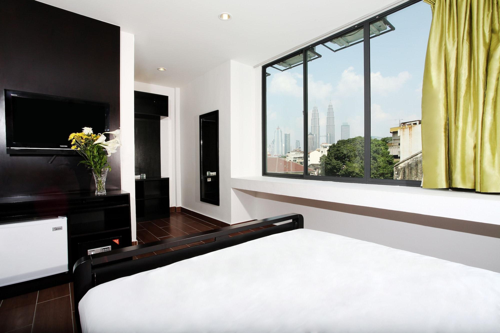 Hotel O Crossroads Hotel Kuala Lumpur Exterior photo
