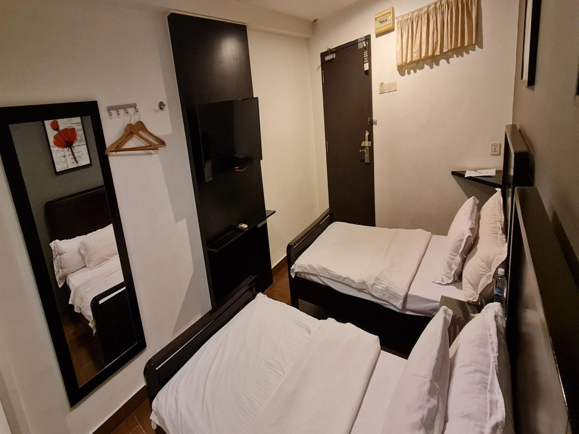 Hotel O Crossroads Hotel Kuala Lumpur Exterior photo