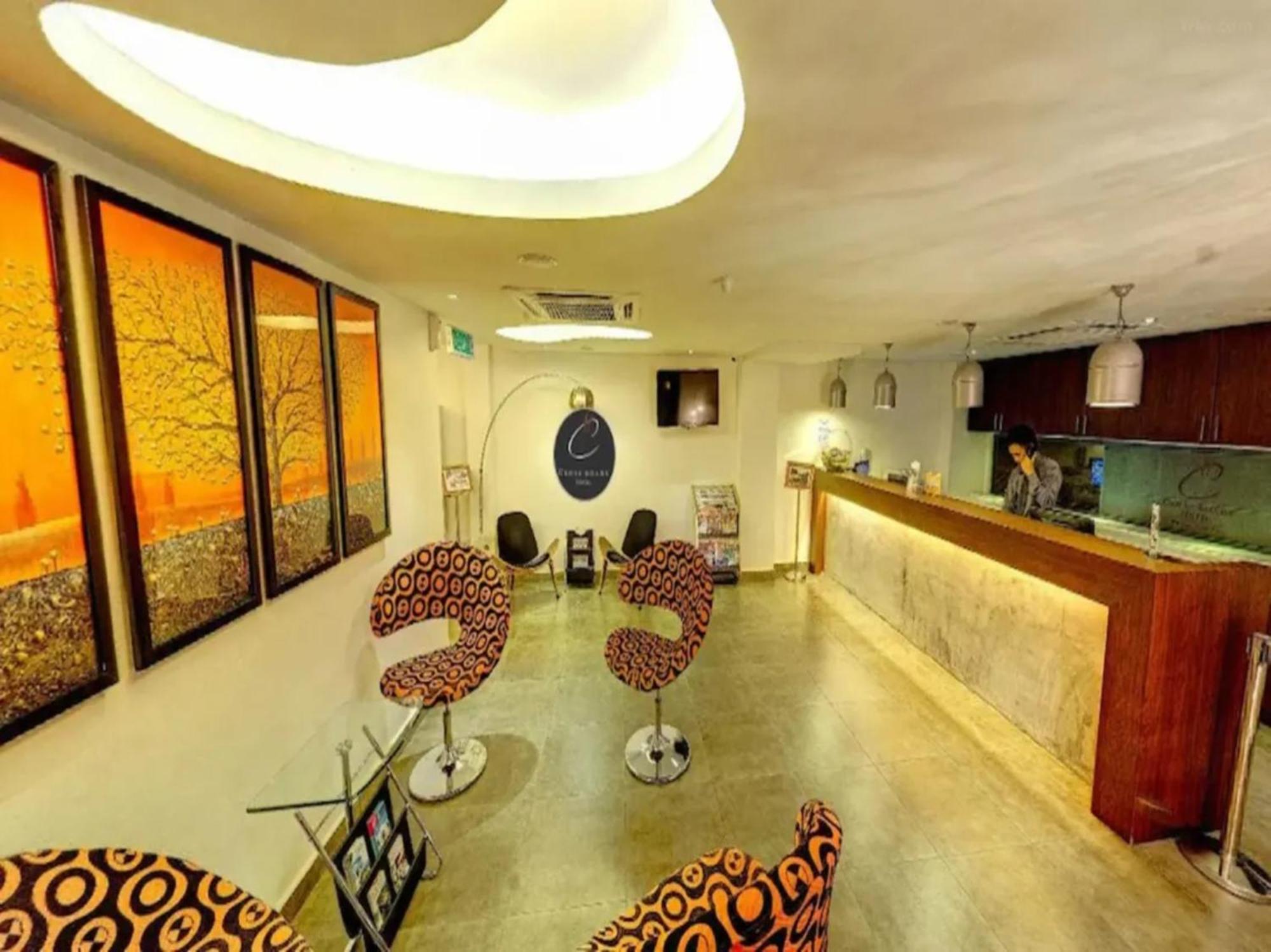 Hotel O Crossroads Hotel Kuala Lumpur Exterior photo